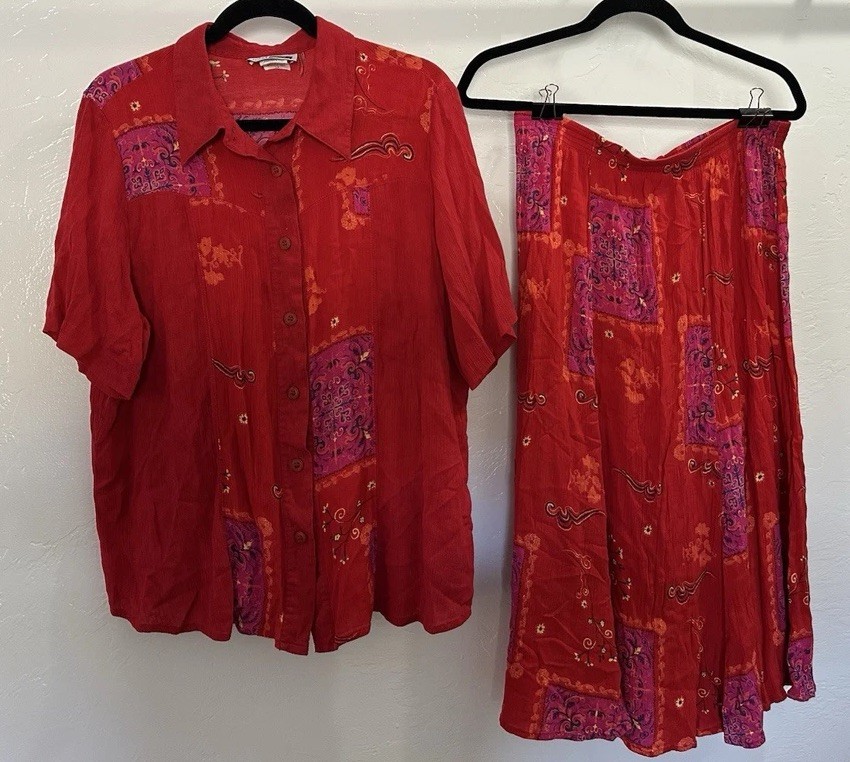 CM Shapes Women’s 1X 2-Piece Floral Top & Skirt Set Red Purple Button SS