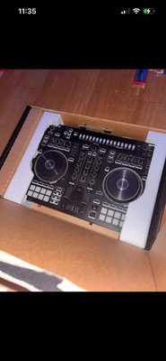 Roland DJ-505 DJ-Controller mit Sequenzer & Serato DJ Pro