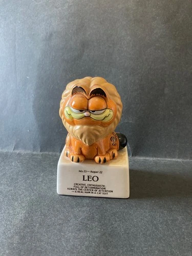Garfield Vintage 1970s Ceramic Zodiac Figure Leo