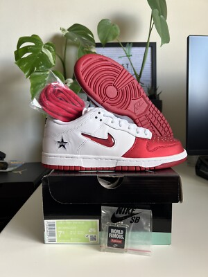 NEW DS Nike SB Dunk Low Supreme Jewel Swoosh Red CK3480-600 w/ Hangtag Size 
