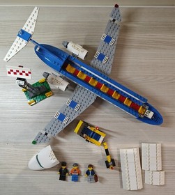 LEGO City Airport Passenger Plane 3181-1, Minifigures air043, cty0168, twn053