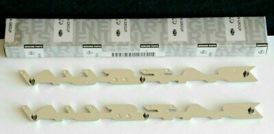 4個　ダットサン５１０フェンダーエンブレム（ワゴン）1968-1971 他モデル 1968-73 Datsun 510 New Pair Genuine Side Front Fender Emblem Badge