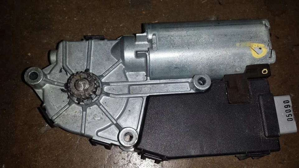 Jaguar XJ8 2004 2005 Super V8 Vanden Plas techo corredizo motor 2R83F53508A Foto 2 de 2