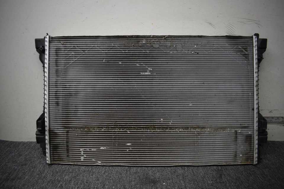 2010-2016 PPORSCHE PANAMERA 4S РАДИАТОР ЗАВОДСКОЙ OEM - Изображение 4 из 4