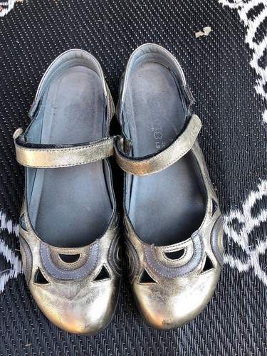 Naot con aspecto envejecido de oro y plata de Cuero Zapatos Informales Taco  sin Mary Jane | eBay
