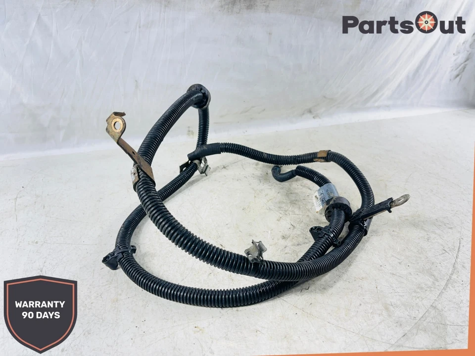 Cable de alimentación positivo alternador principal Mercedes Benz A200 W176 A2465400308 OEM Foto 3 de 4
