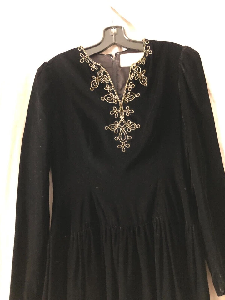 Vestido Feminino Miss O by Oscar de la Renta Vintage Tamanho 10 Preto Veludo Manga Longa - Imagem 2 de 4