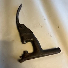 RARE VINTAGE UNITED CARR INDUSTRIAL PRESS TOOL - M368