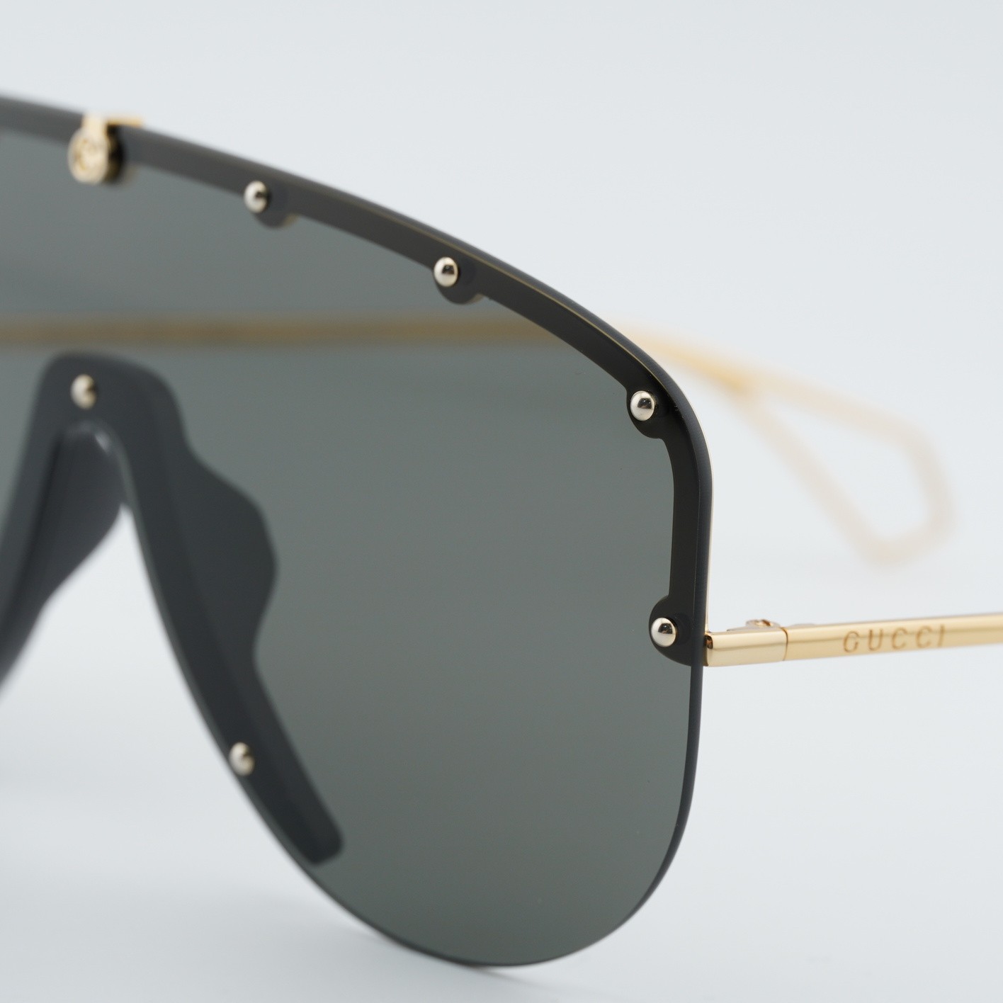Gucci GG0667S 001 Gold/Grey 99-1-140 Sunglasses New Authentic image 3
