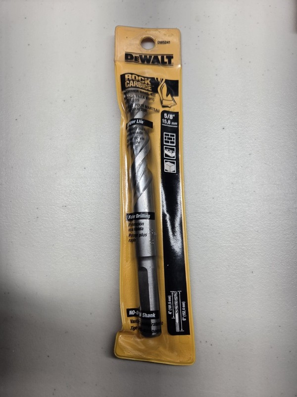 DeWalt DW5241 5/8 "X 6"L Carbide Tipped Drill Bit 