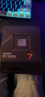 AMD Ryzen 7 7700x Processor (5.4 GHz, 8 Cores, LGA 1718/Socket AM5) Box -...