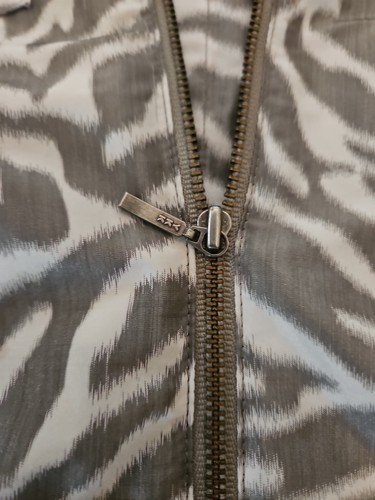 Tribal Brand Womens Gray And White Animal Print Jacket Size 4 - Picture 9 of 14