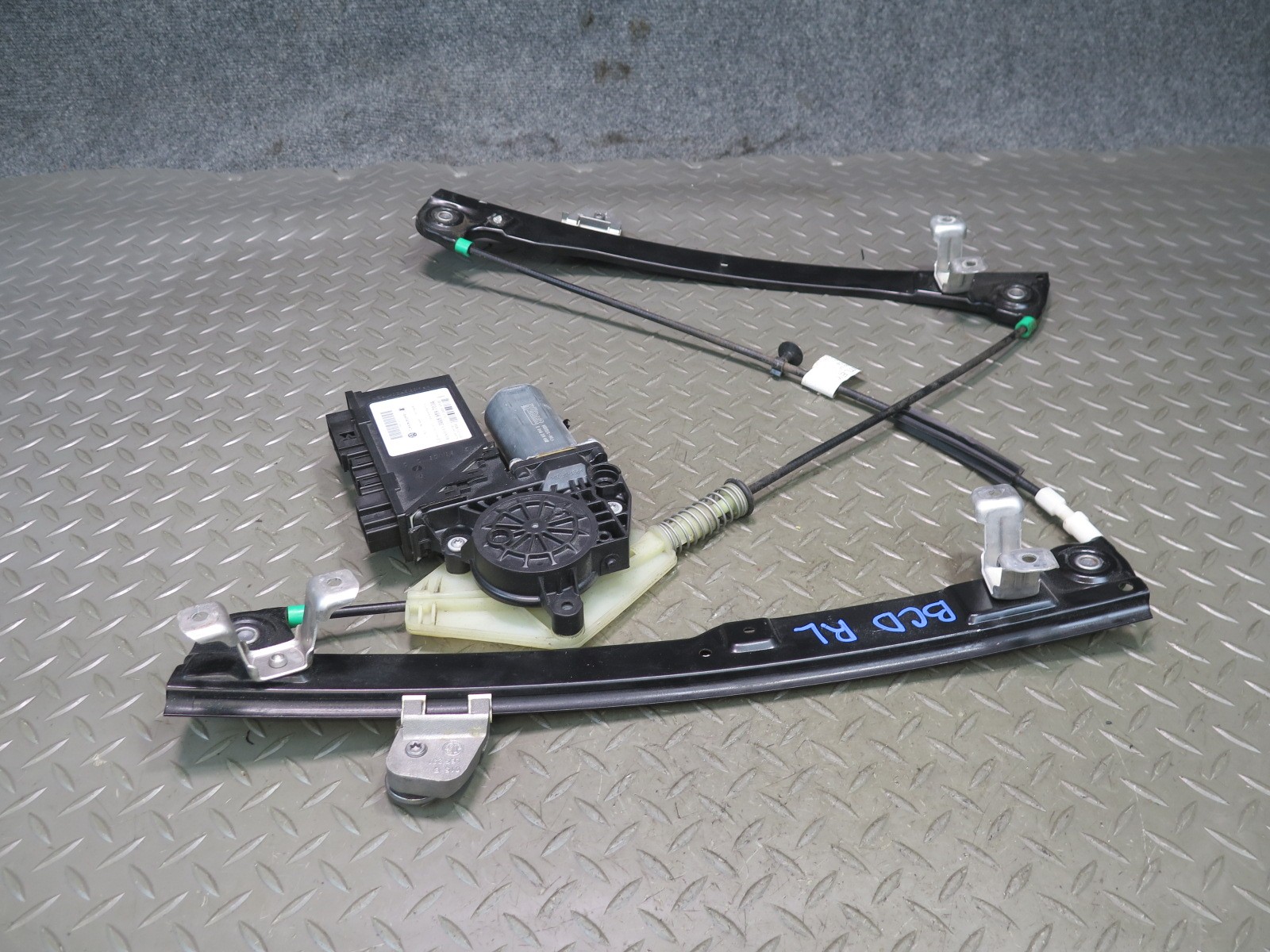 06-12 BENTLEY CONTINENTAL FLYING SPUR REAR LEFT DOOR WINDOW REGULATOR W/ MOTOR