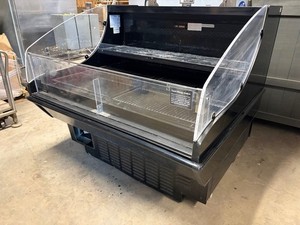 Hussmann Q2-SSM-4S Curved Glass Self Contained Refrigerated Deli Display Case