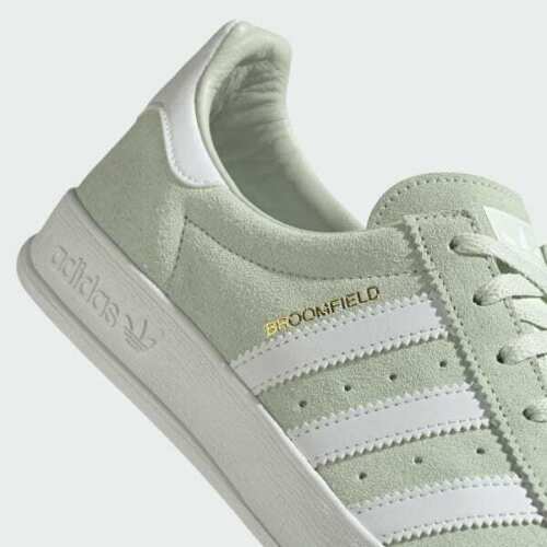 Size UK 10 - adidas Broomfield Green 