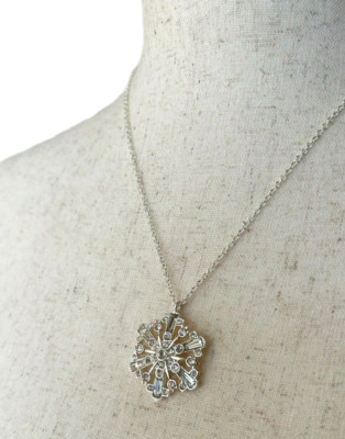Cubic Zirconia 1.25  Snowflake Pendant Necklace On 20  Silver Chain Signed NRO