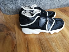 nike rift adults size 6