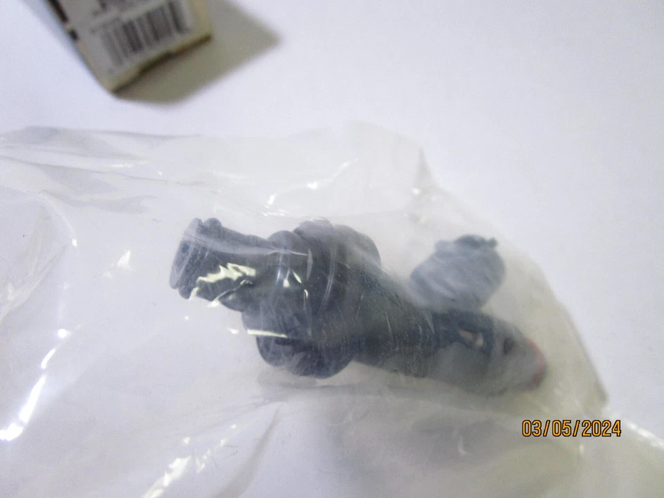 Fuel Injector-Auto Trans BWD 67140 - Image 4 of 4