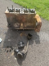 Ford 8n-9n-2n Tractor Front Distributor Engine Block With Main Caps & Oil Pump