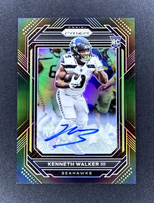 KENNETH WALKER 2022 Prizm RC Rookie Green Auto /49 SP 🔥NM+/CENTERED🔥 Seahawks
