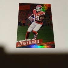 2017 Panini Prestige Red Jeremy Maclin / 10 Chiefs Xtra Points Rainbow