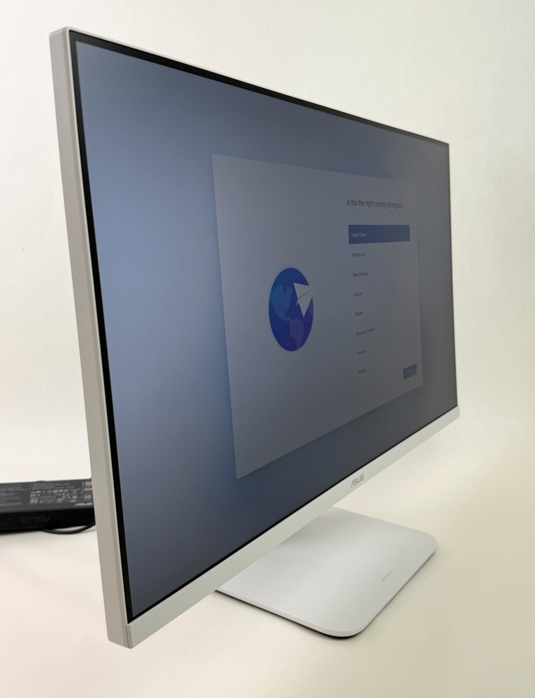 Asus V470VA 27" FHD Touch i7-13620H 16GB 1TB SSD W11H Todo en Uno, imagen 3