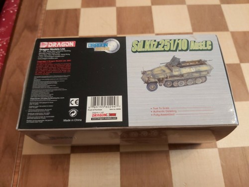 1/72 Dragon Armor 60294 Sd.Kfz.251/10 Ausf.C Unidentified Unit El Alamein 1942 - Picture 6 of 7