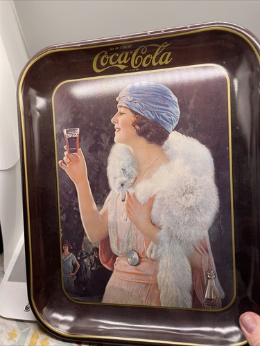 Vintage Coca - Cola 11x14 Metal Serving Tray With Flapper Party Girl - Picture 3 of 4