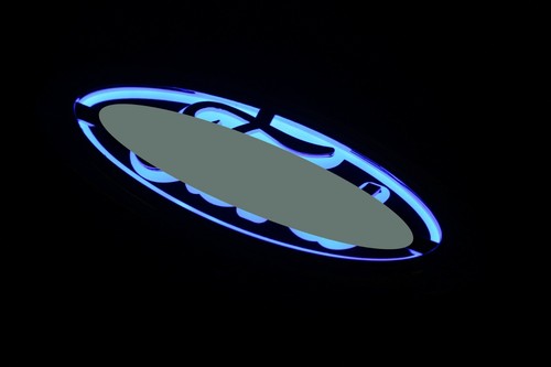 PER FOCUS KA KUGA FIT COFANO/TRONCO LED ROSSO 5D NOME LUCE DECORATIVA 14,5X5,6CM - Foto 5 di 9
