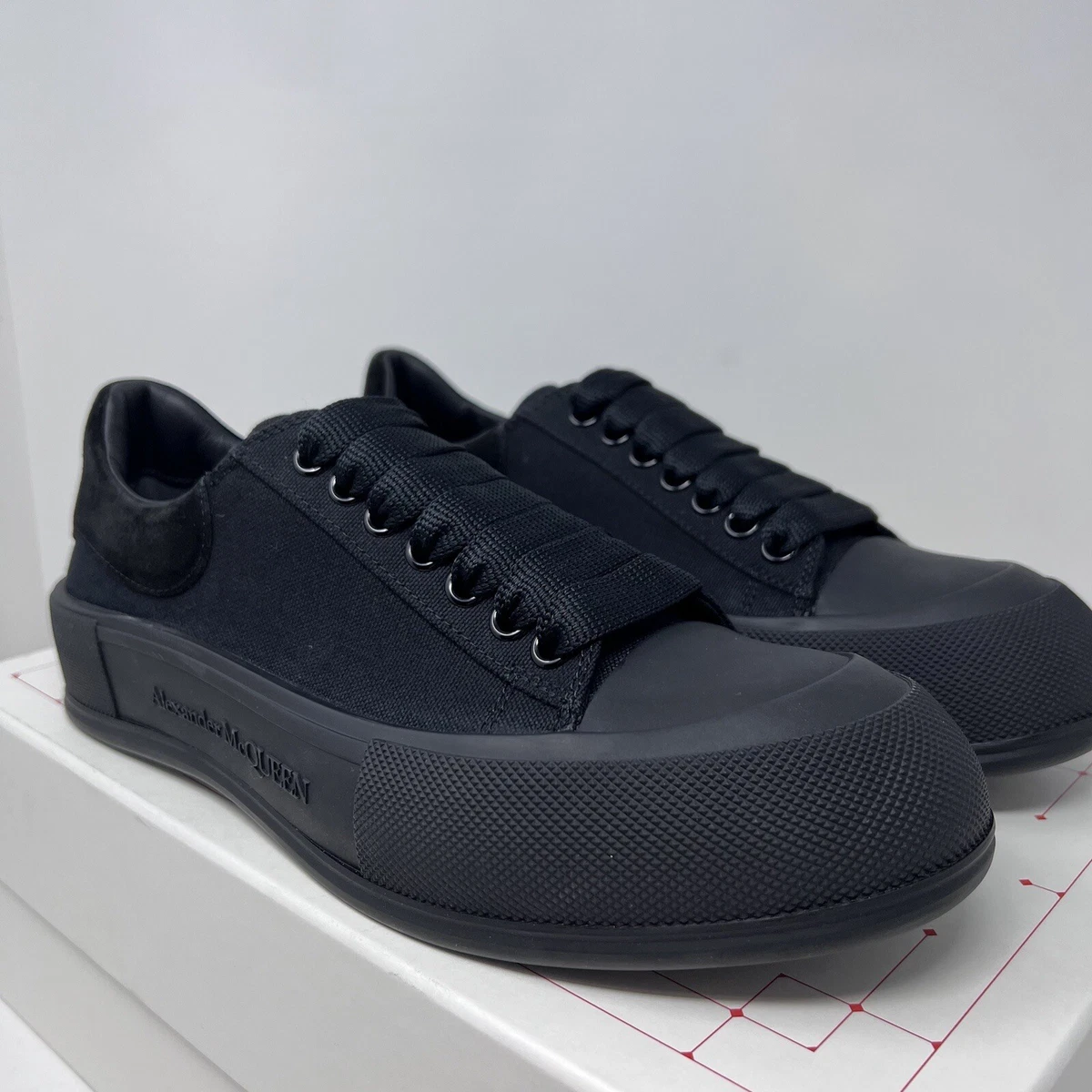 Triple black sales alexander mcqueens
