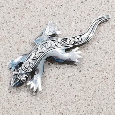 Vintage Sterling Silver Lizard Gecko Brooch Pin- Decorative Silver