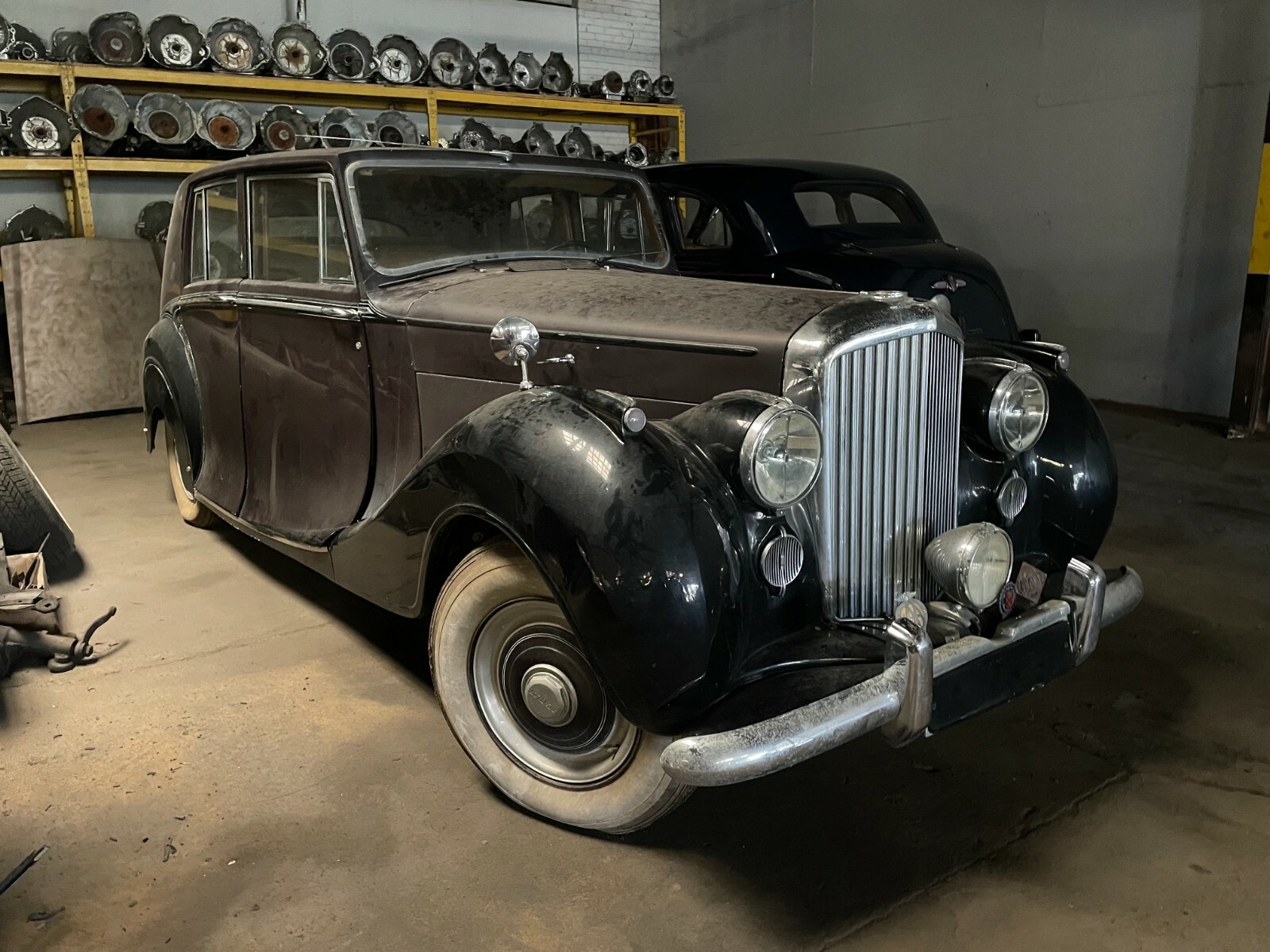 BENTLEY ROLLS ROYCE EPW 1946-54 CHROME TRIM. THE WORLDS LARGEST USED INVENTORY