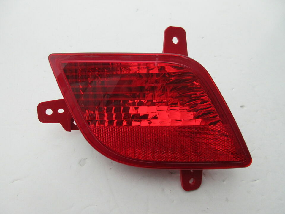 Fanale Posteriore Destro Con Retro-nebbia E Retro-marcia – Bianco/Rosso – Ricambio Auto 5989r506400D