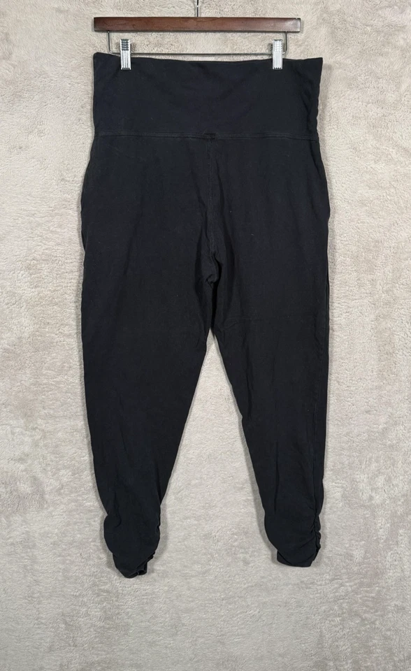 Pantalones de maternidad Pact para mujer medianos sobre el vientre bolsillos de algodón orgánico Foto 2 de 4