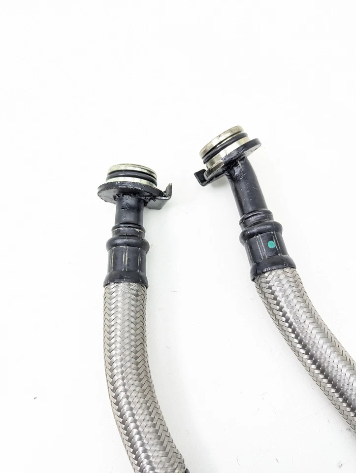 Líneas de conexión del enfriador de carcasa del filtro de aceite del motor BMW E39 E38 E53 OEM Foto 2 de 4