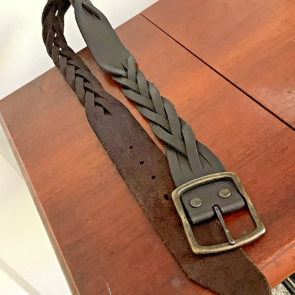 Gap черный кожаный плетеный ремень с твердой латунной пряжкой размер 32 и 1,75 дюйма в ширину - Изображение 2 из 4