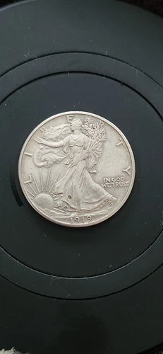 USA Walking Liberty Half Dollar 1919 - D  Almost Uncirculated