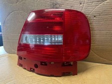 Feu arrière Audi 60