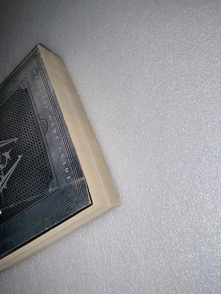 The Elder Scrolls V: Skyrim Legendary Standard Edition prima gc used no map rare - Image 4 of 4