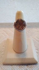 VINTAGE LARGE FUTILE QUARTZ STONE RING SET IN HEAVY STERLING SILVER BAND SZ8
