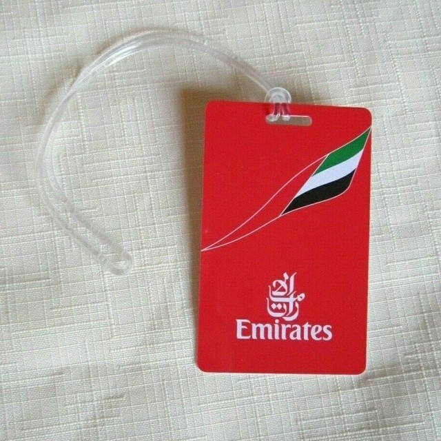 4 X EMIRATES LUGGAGE TAGS CREDIT CARD SIZE HARD PLASTIC TRAVEL HOLIDAY