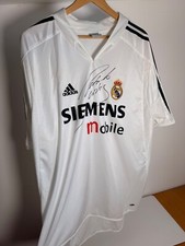 Real Madrid  XLFootball Home Authentic Shirt '04/'05, signed by Roberto Carlos