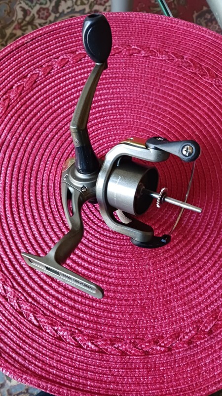 Zebco fishing Rod Reel Gen Dual Bearing GEN230DGA - GWG5 Fishing Rod FOR PARTS