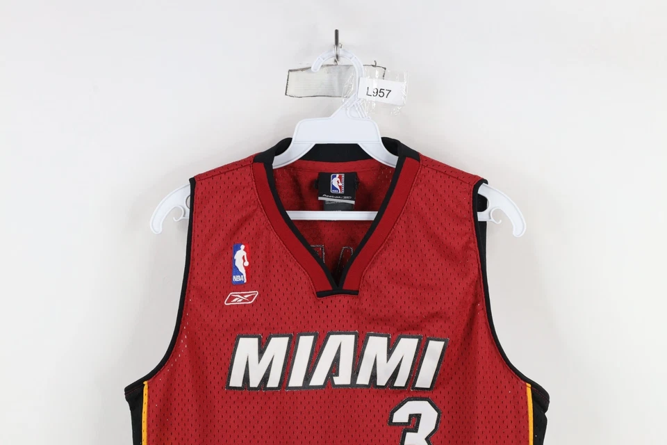复古 Reebok 男孩 大号 +2 Dwayne Wade 迈阿密热火篮球球衣 红色 #3 — 第 2/4 张图片