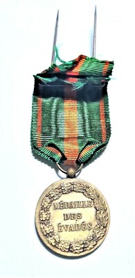 France - Médaille des EVADES, 30 millimètres, en bronze, Monnaie de Paris , ETAT NEUF VOIR PHOTOS . POUR TOUT RENSEIGNEMENT ME C