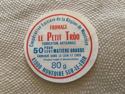 Le Petit Troo Coopérative Laitière Montoire Goat Cheese Label