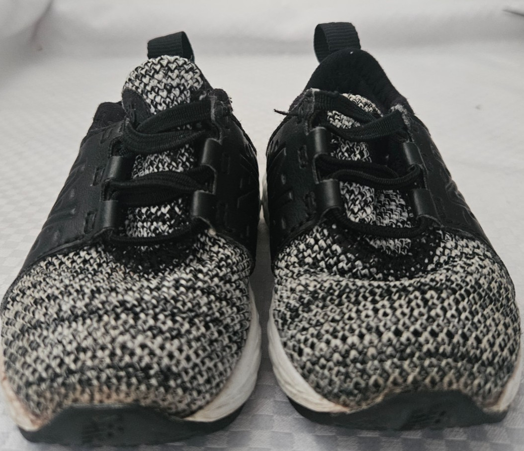 Boy’s New Balance Black Sneaker/Shoes US Size 4 Toddler Footwear/ Boy’s Shoes Boy’s New Balance Black Sneaker/Shoes US Size 4 Toddler Footwear/ Boy’s Shoes