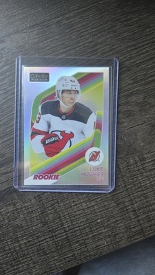 2023-24 O-Pee-Chee Platinum - Retro Rookies Luke Hughes #R-66 Rainbow (RC)