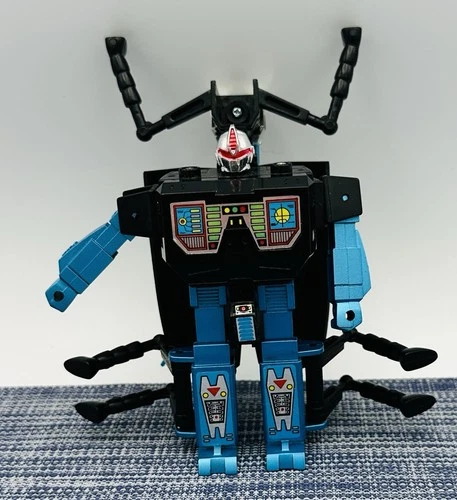 Convertors Insectors: Creeper Cockroach Complete w Antennae Gun 1985 Vintage Toy