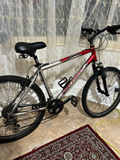 Harrow Wahdo 26in Mountain Bike Front Suspension V-Brakes Red/Silver/Black